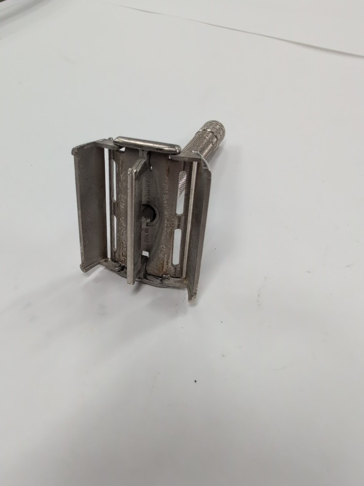 Vintage Gillette Super Speed DE Safety Razor Pre Date Code