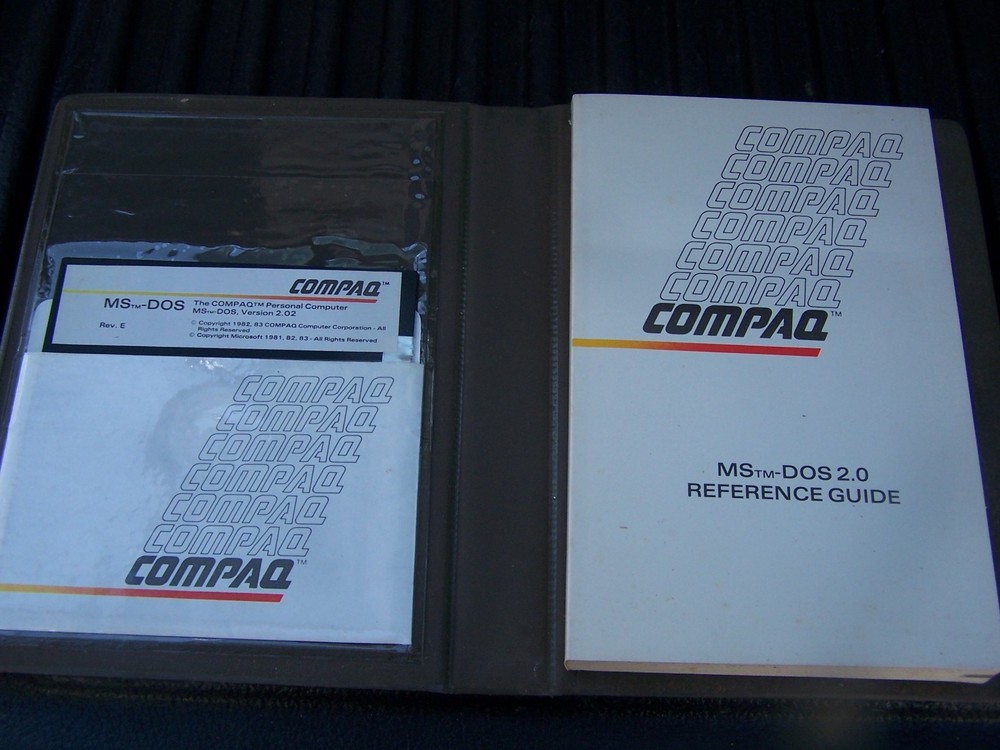 Compaq MS-DOS 2,02 Reference Guide and Software in original binder