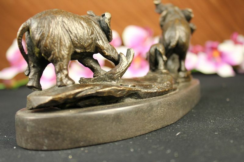 Handcrafted Solid Bronze sculpture Art Deco Walking Elephants Home Decoration NR