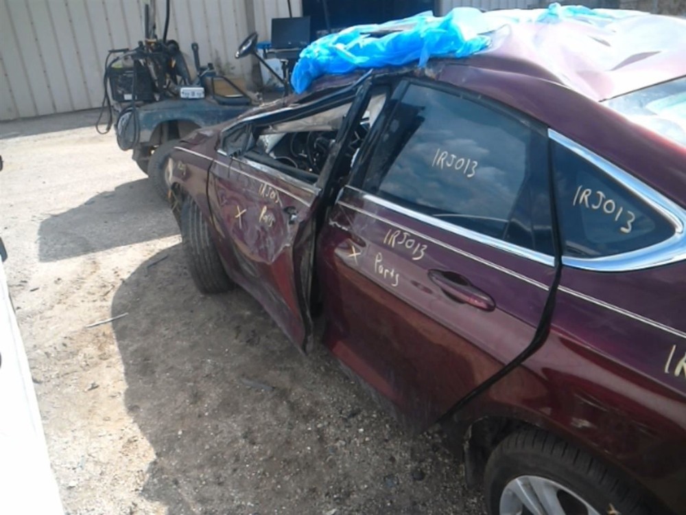 Engine ECM Electronic Control Module 2.4L Fits 16-17 200 104916437