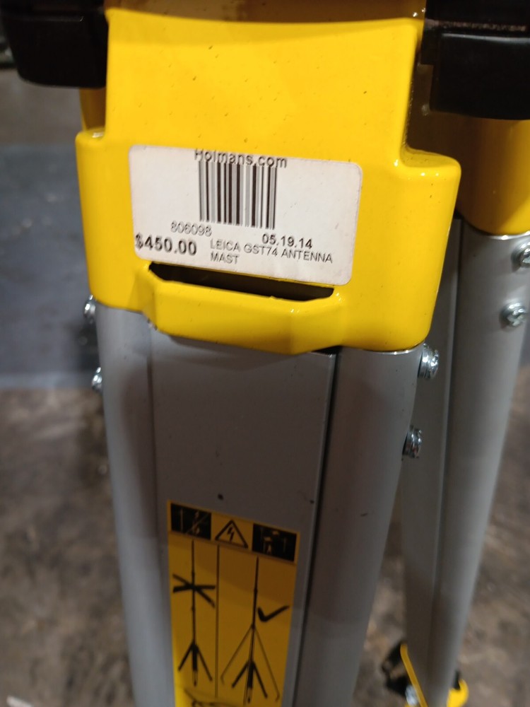 Leica Professional GST74 Tripod