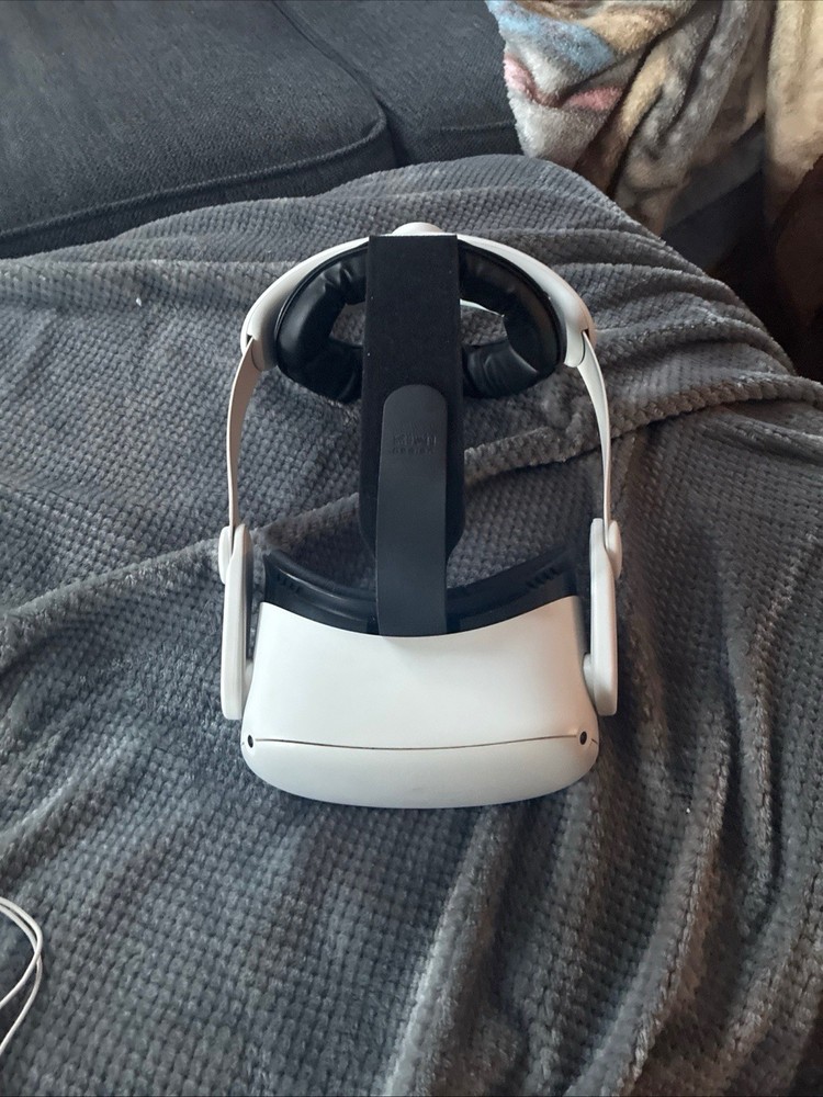 Oculus Quest 2 128GB, USB-C Charger