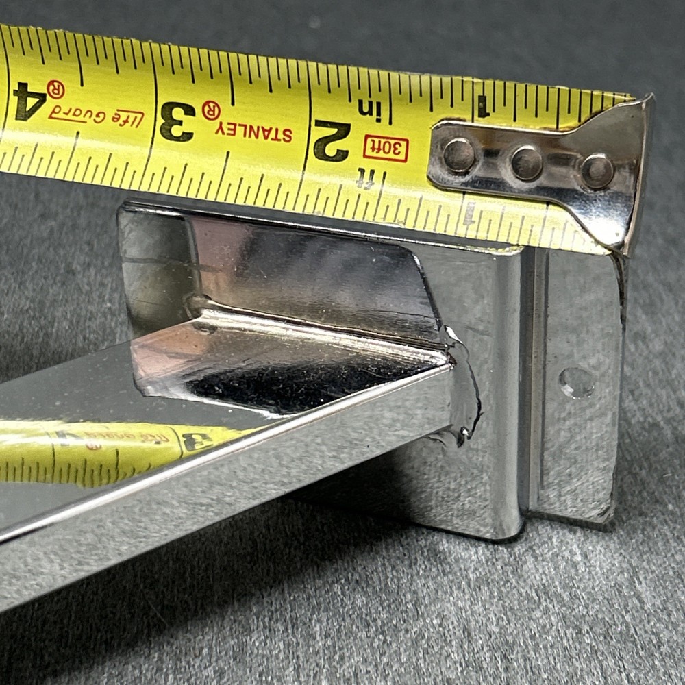 6 Hook Chrome Waterfall Square Tube Retail Gridwall Panel Vendor Display