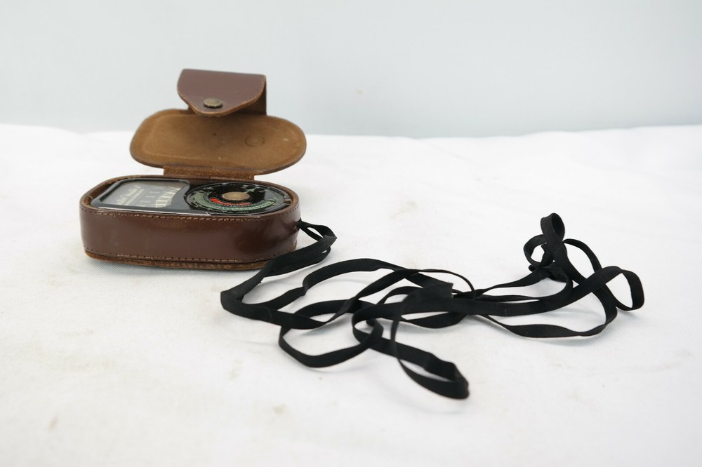 Weston Master II Universal Exposure Meter Model 735 in Leather Case TF