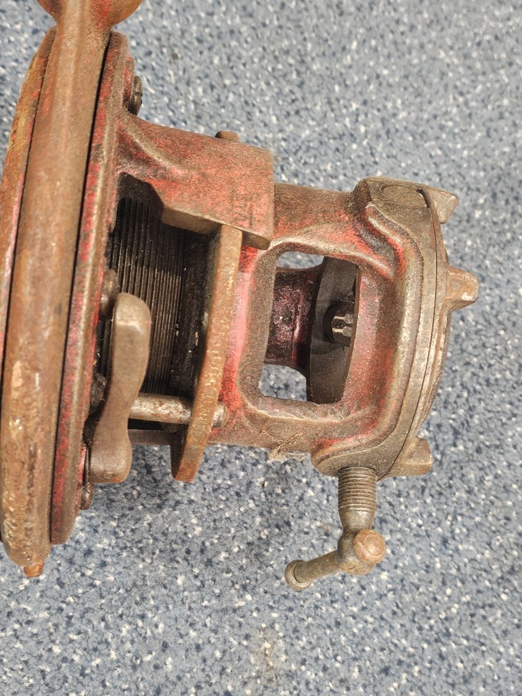 Rigid 65-RA Manual Pipe Threader 1” To 2” With Handle Pre-owned