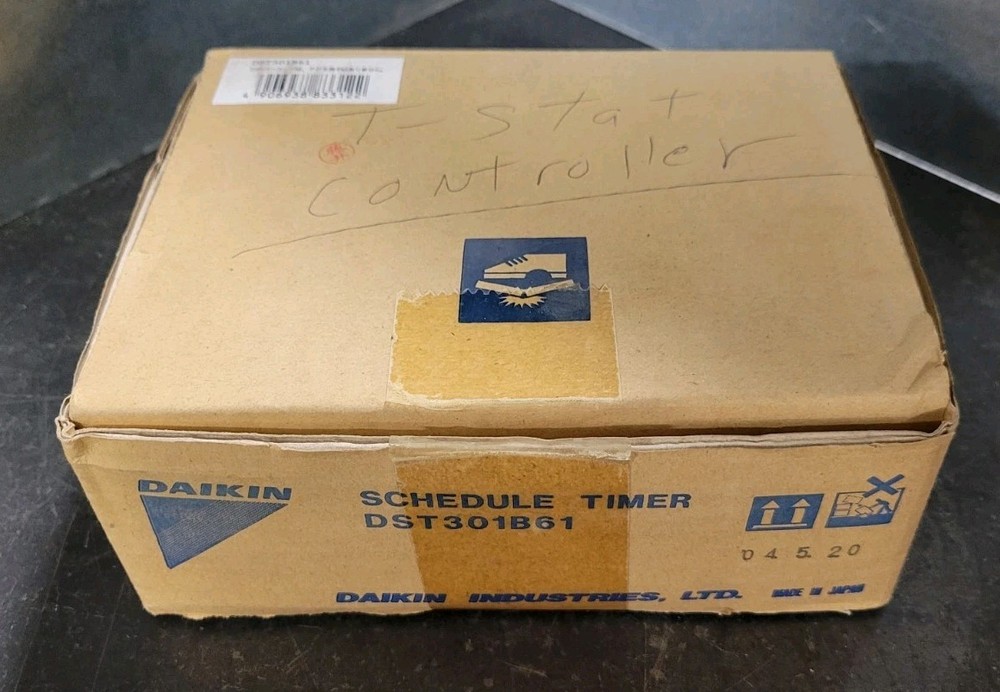 Daikin DST301B61 Wall Mounted Schedule Timer Controller Centralized Control VRV