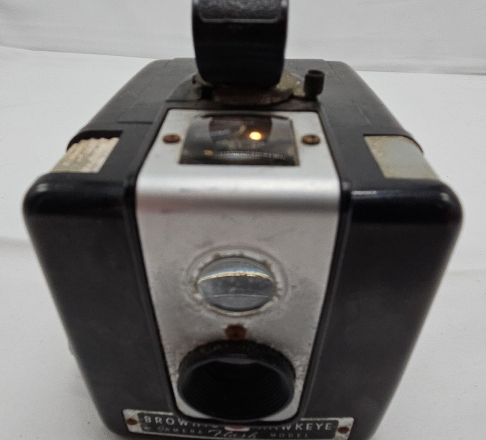 Vintage Kodak Brownie Hawkeye Camera (Untested)