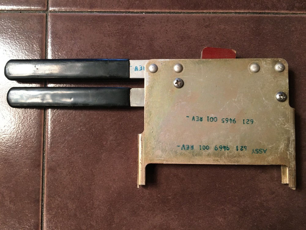 Collins 621-9469-001 Tool