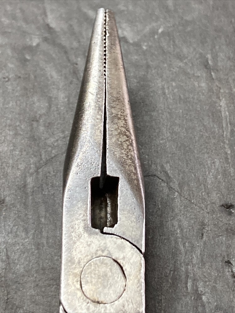 Needle Nose Pliers GERMANY Hemsomel??