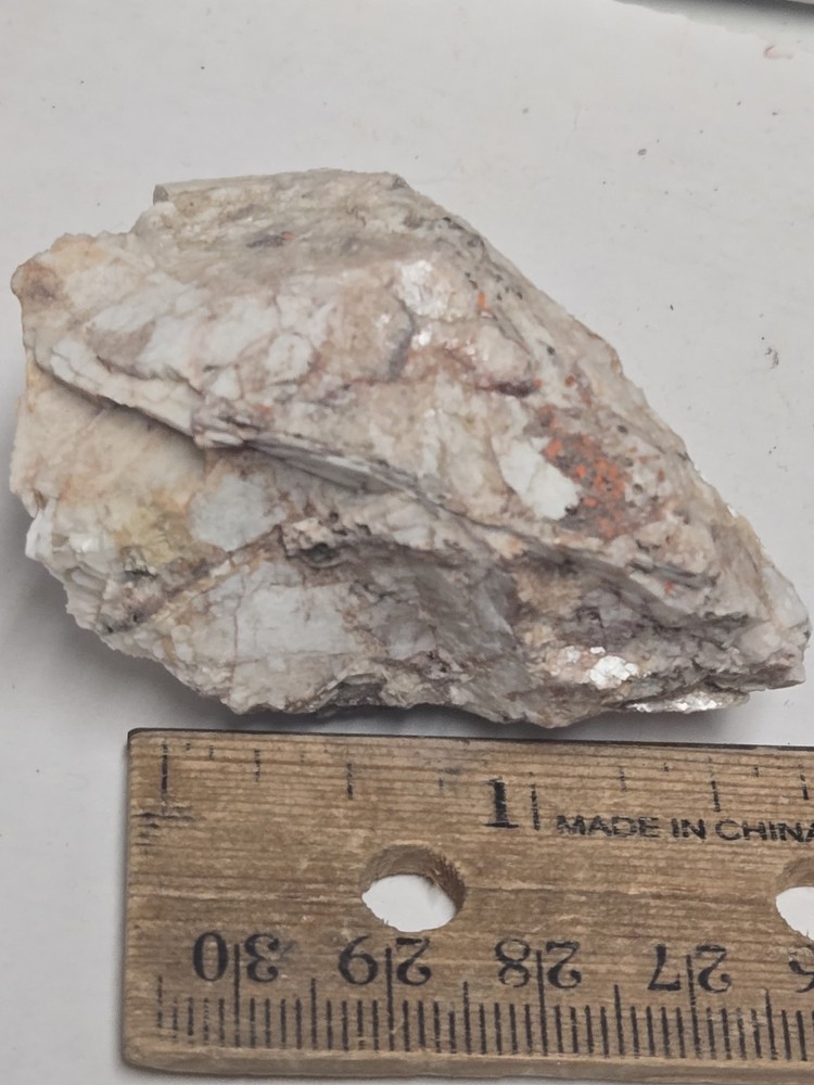 Beautiful Minium specimen