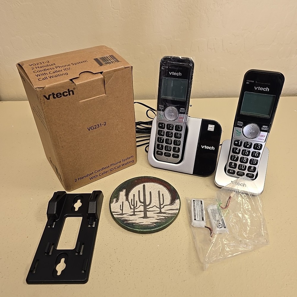 ​VTech VG231-2 Cordless Phone System - 2 Handsets - Easy to Use - Large LCD