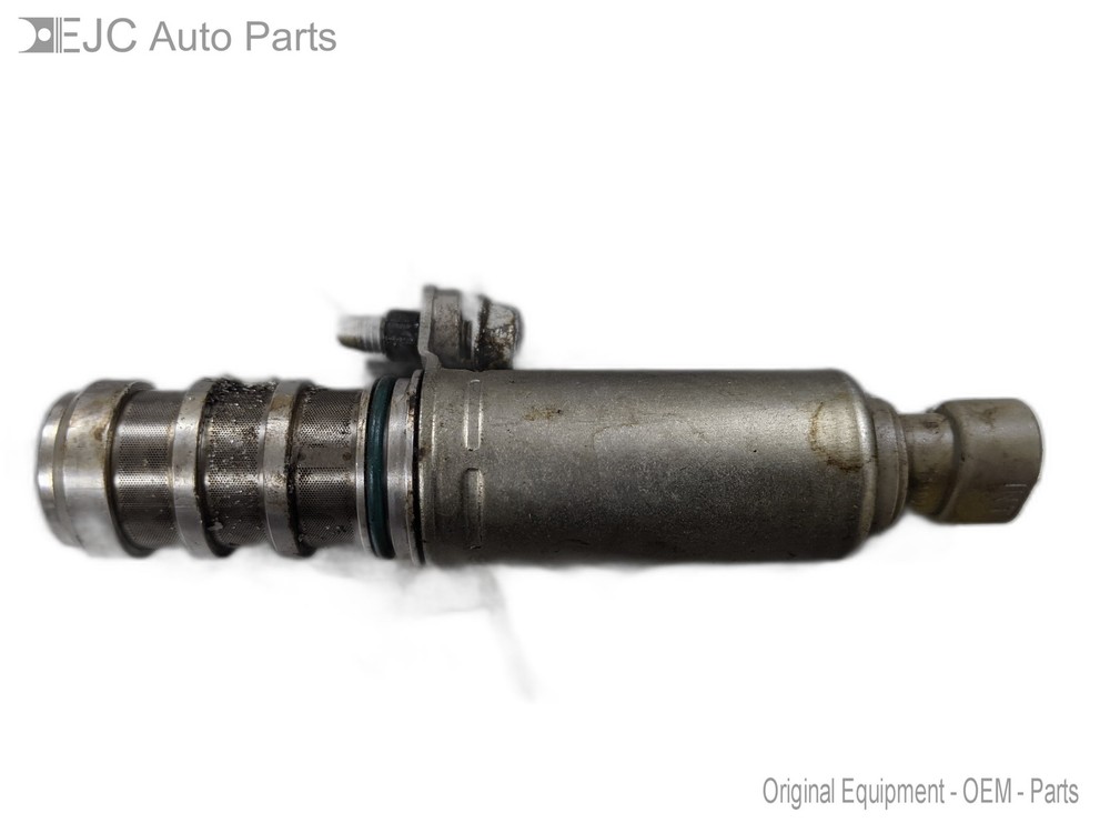 Intake Variable Valve Timing Solenoid From 2011 Chevrolet Equinox  2.4