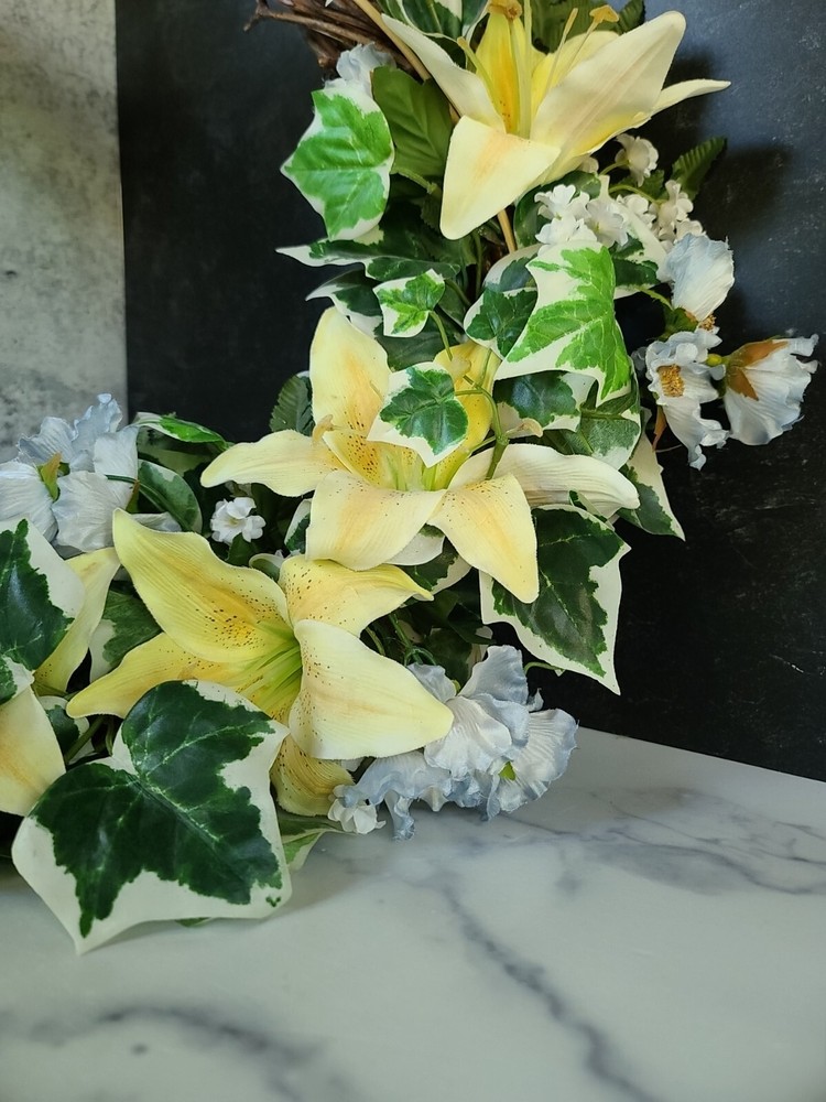 Vintage Spring Lily Wreath