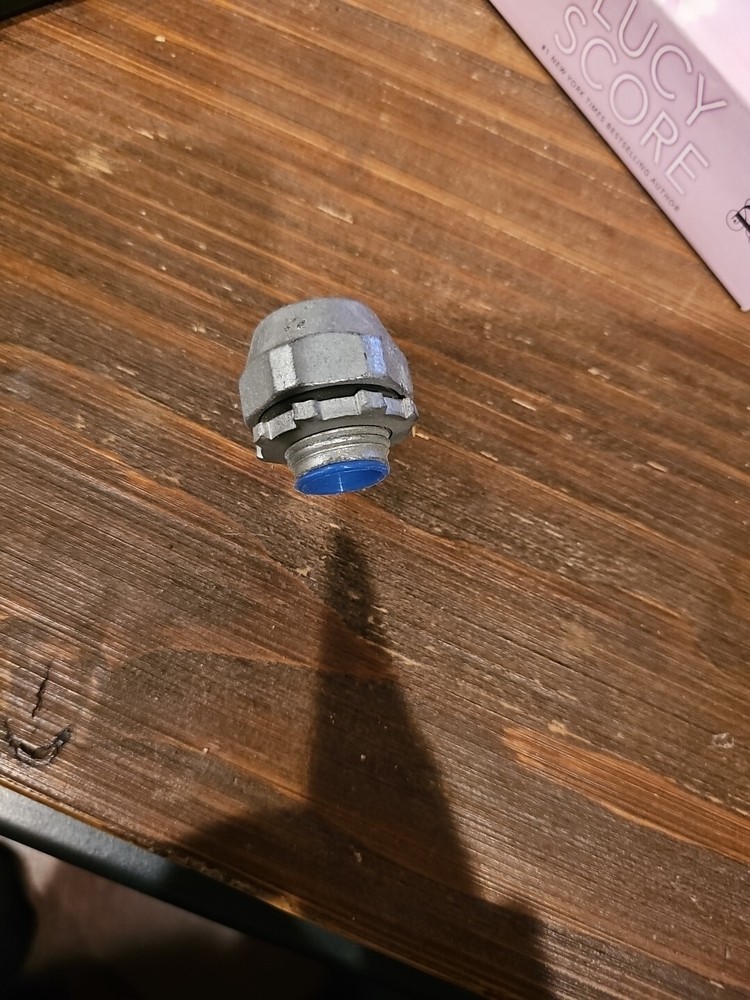 2 x Thomas & Bretts hub connector for rigid pipe npt 1/2" thread NOT 1"