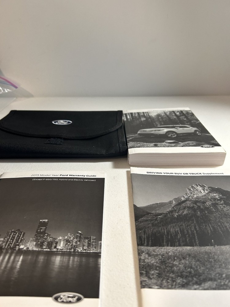 2015 Ford Explorer Owner's Manual Set
