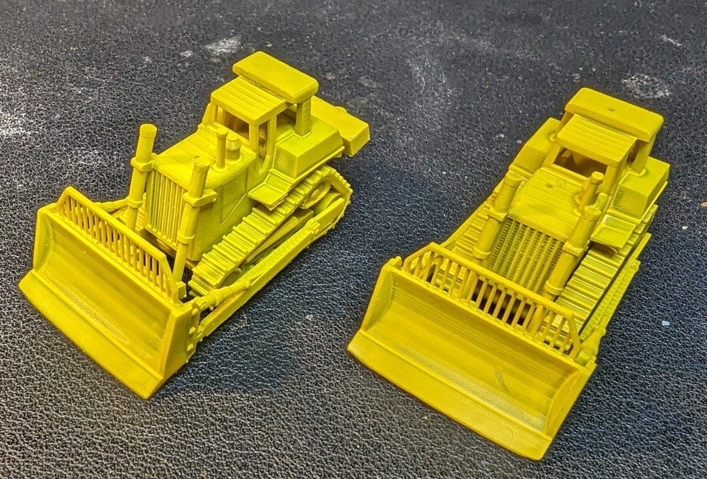 HO Scale large Dozers set of 2