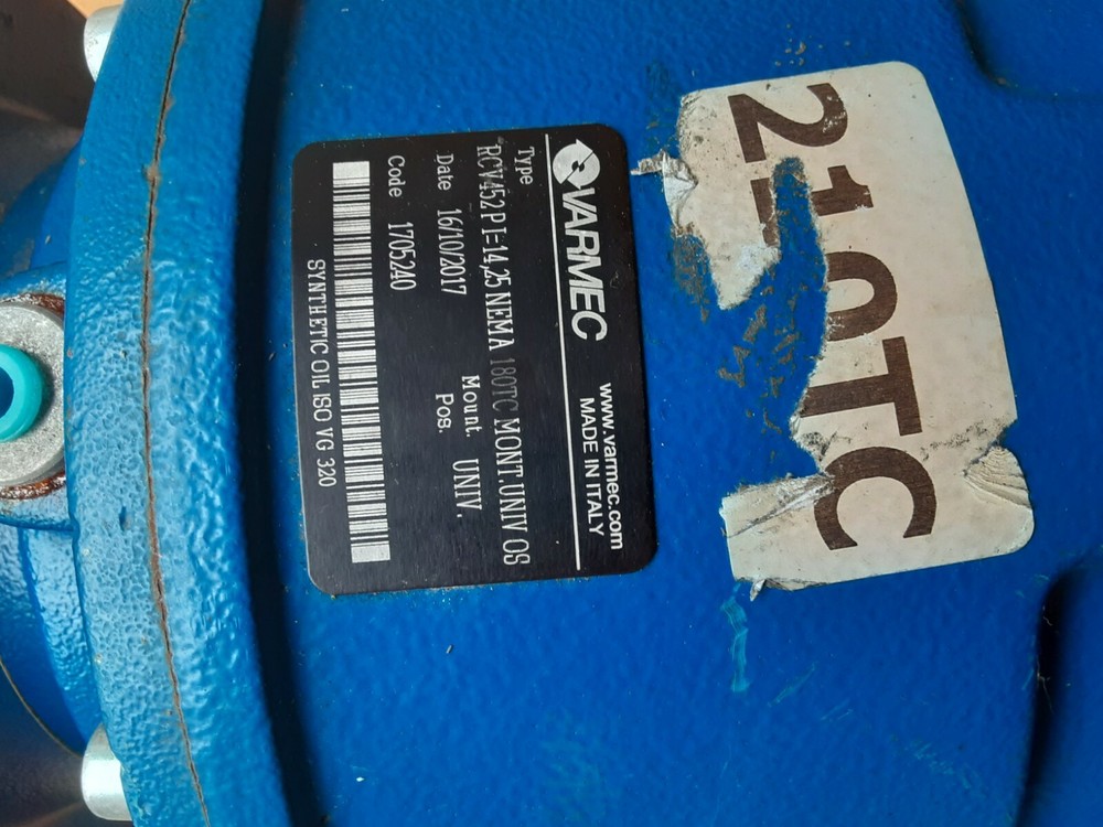 VARMEC 210TC Inline Gear Reducer RCV452PI.