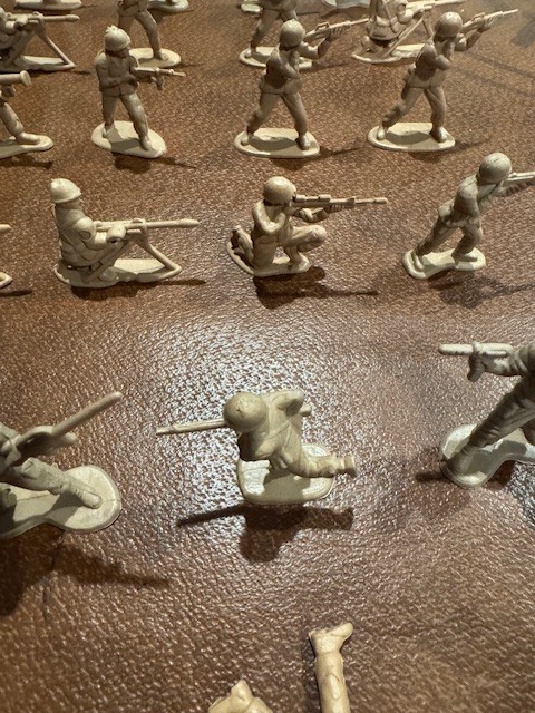 Plastic Soldier Figurines - Bundle of 48 - Plastic - Pre owned