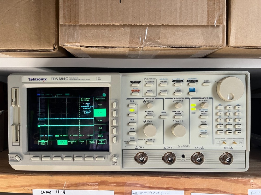 Tektronix TDS694C Digital Oscilloscope