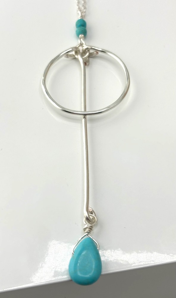 Hammered Silver Hoop Necklace with Magnesite Drop - 18