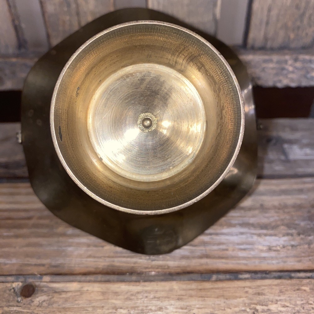 Brass Ruffled Edge Basket Decoration