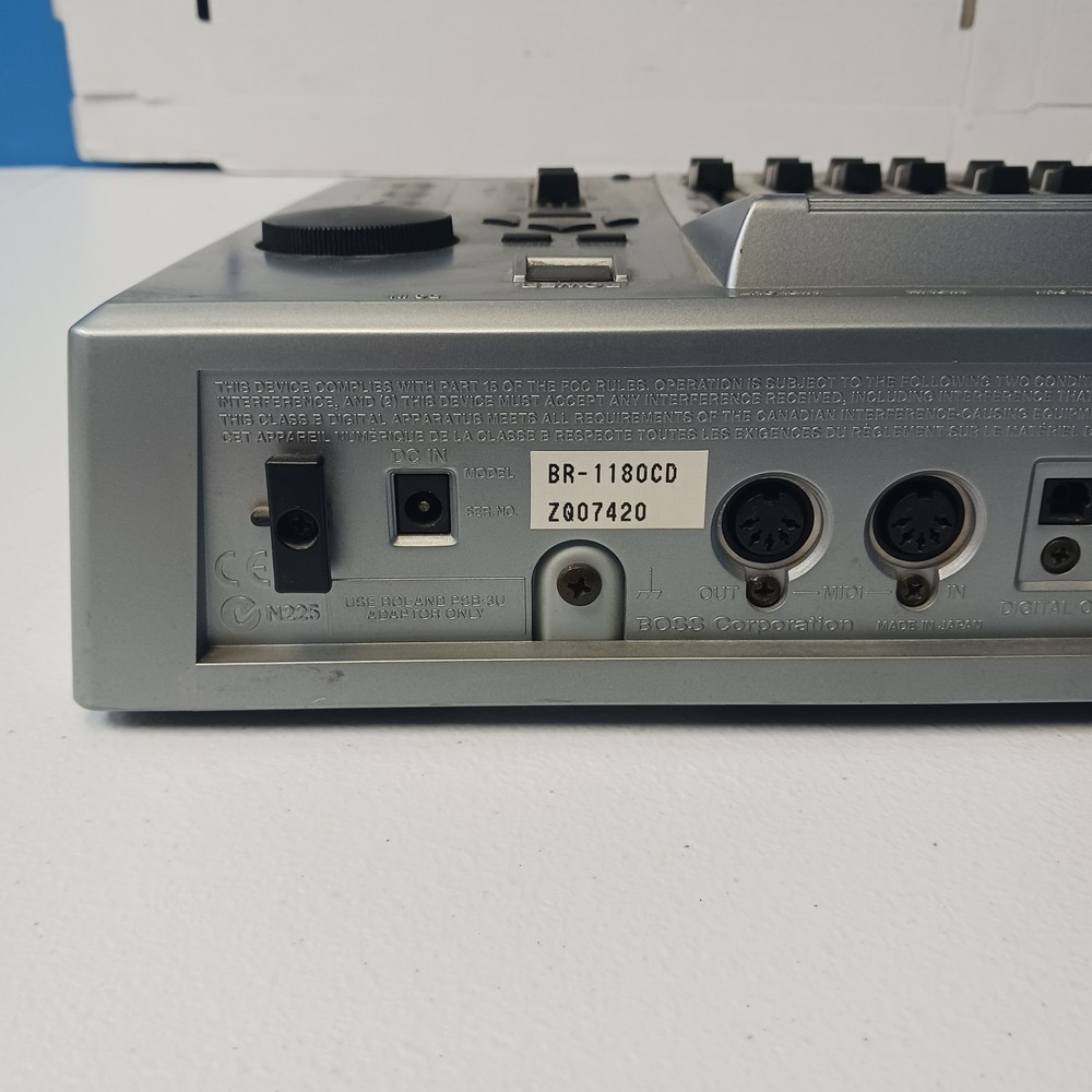BOSS BR-1180 MTR Multi-Track Recorder No adapter Untested