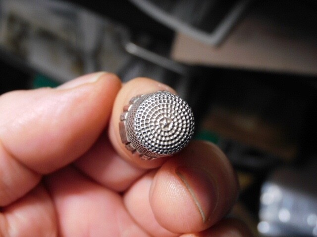 ANTIQUE STERLING SILVER SEWING THIMBLE #9