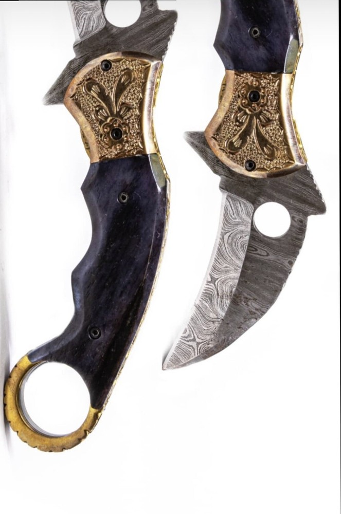 Damascus Steel Blade Knife