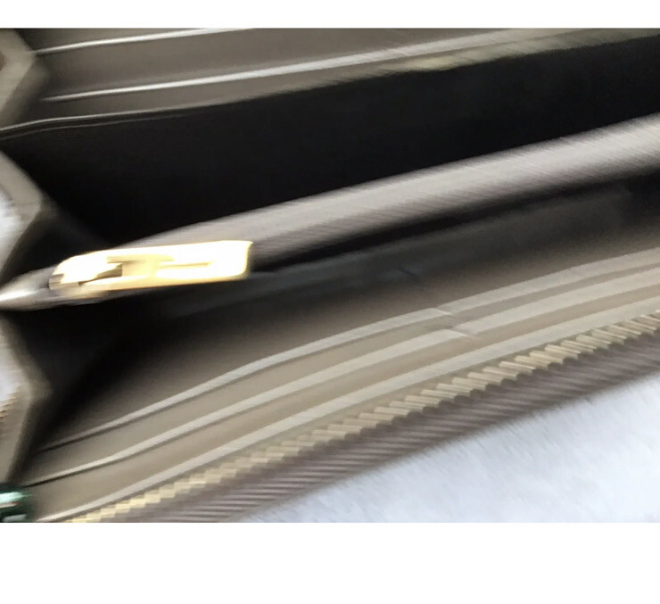 Wallet Vintage Auténtico Ferragamo zipped