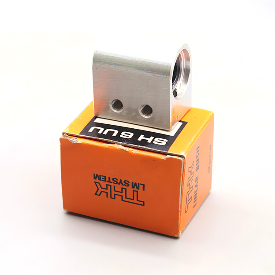 THK SH6LUU Linear Bushings 6x16x40mm.