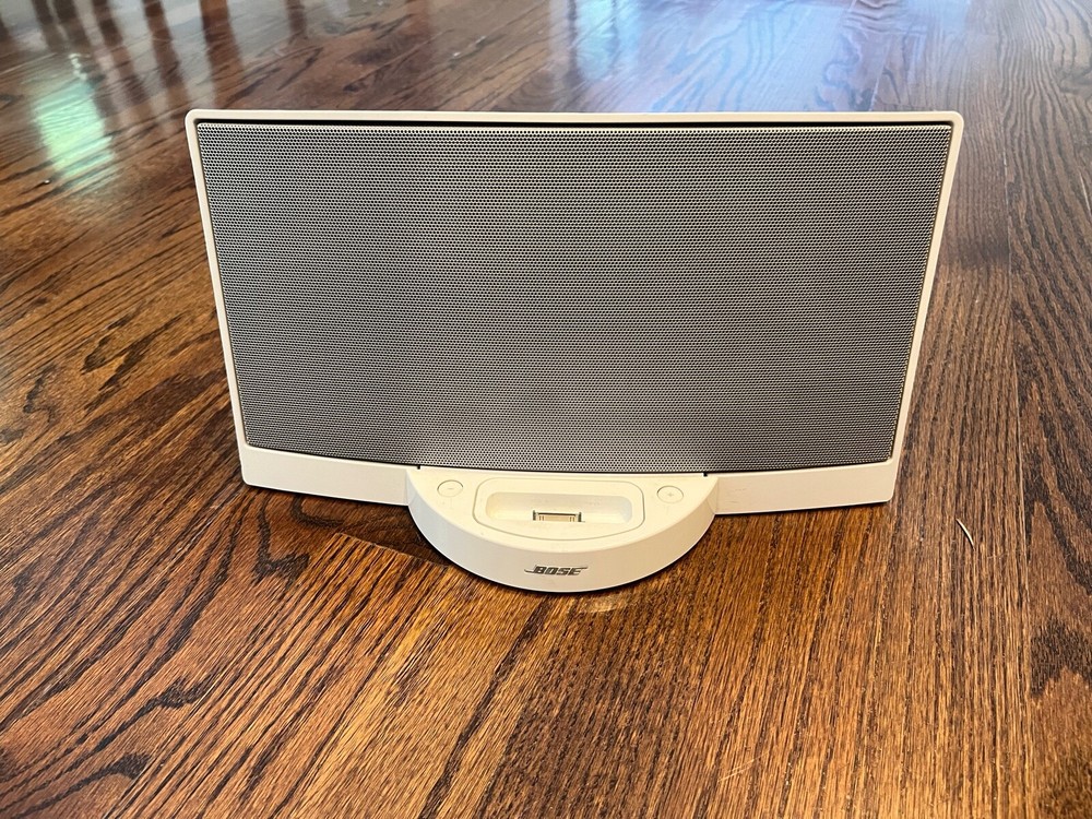 Bose SoundDock digital music system for iPod (White)