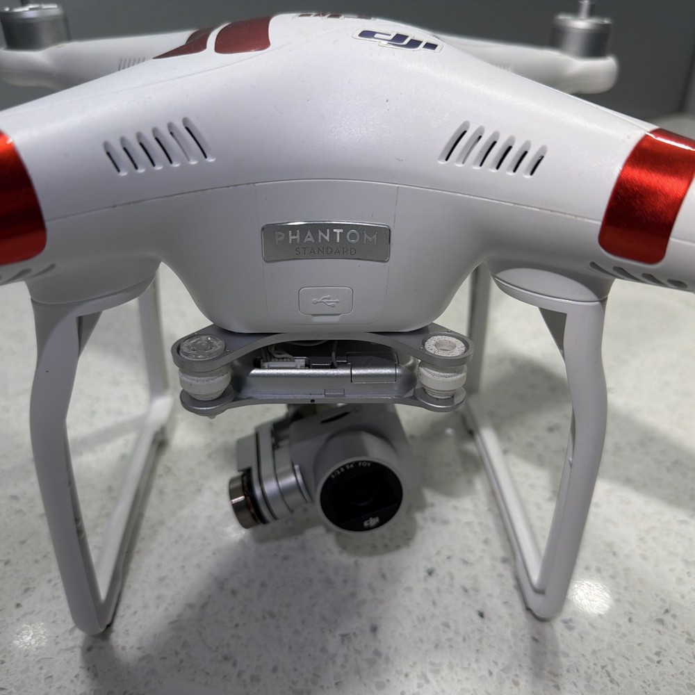 DJI Phantom 3 Quadcopter Drone - in good condition, Pl Check Description