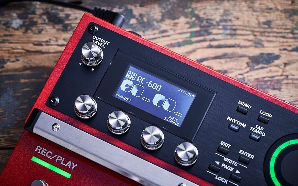 BOSS RC-600 Loop Station Looper Sequencer Effect Pedal Numerous Rhythm Patterns