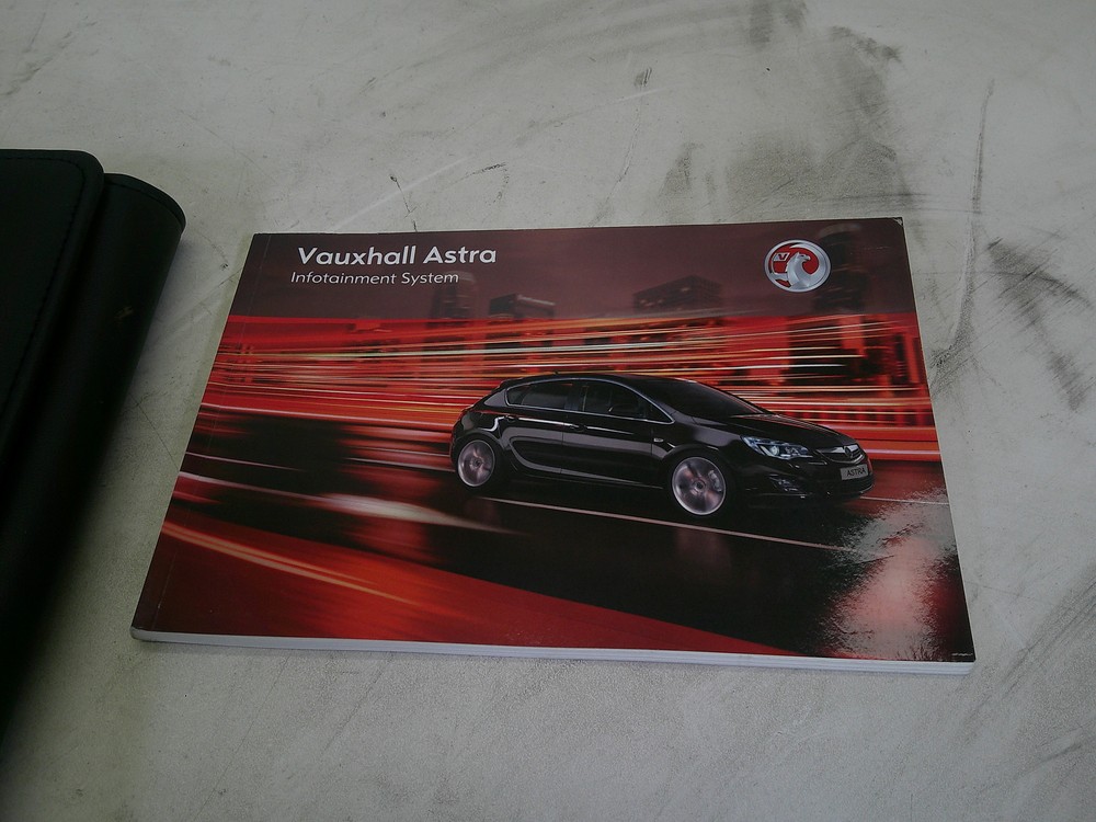 VAUXHALL ASTRA OWNERS MANUAL 2009-2015