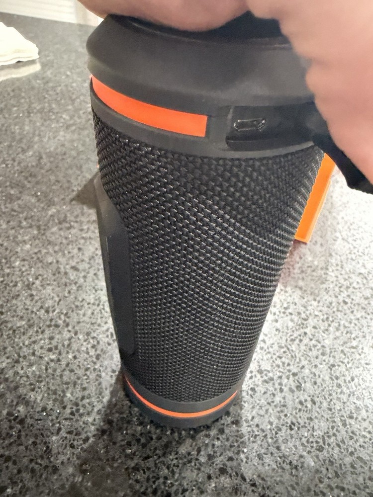 Bushnell Wingman Bluetooth Golf Speaker Audible GPS With Remote