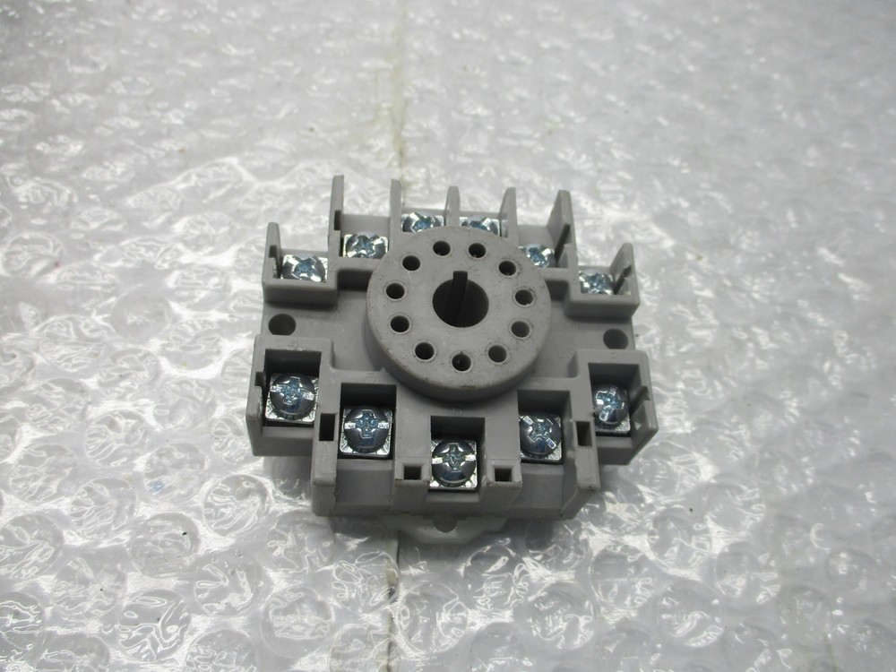 ALLEN BRADLEY SER.A RELAY BASE NSNP