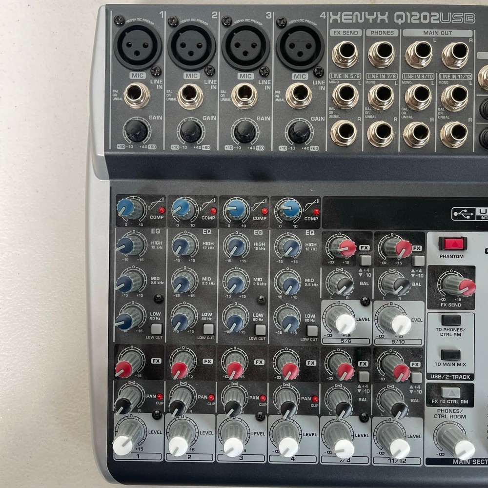 Behringer Xenyx Q1202USB Compact Audio DJ Mixer UNTESTED