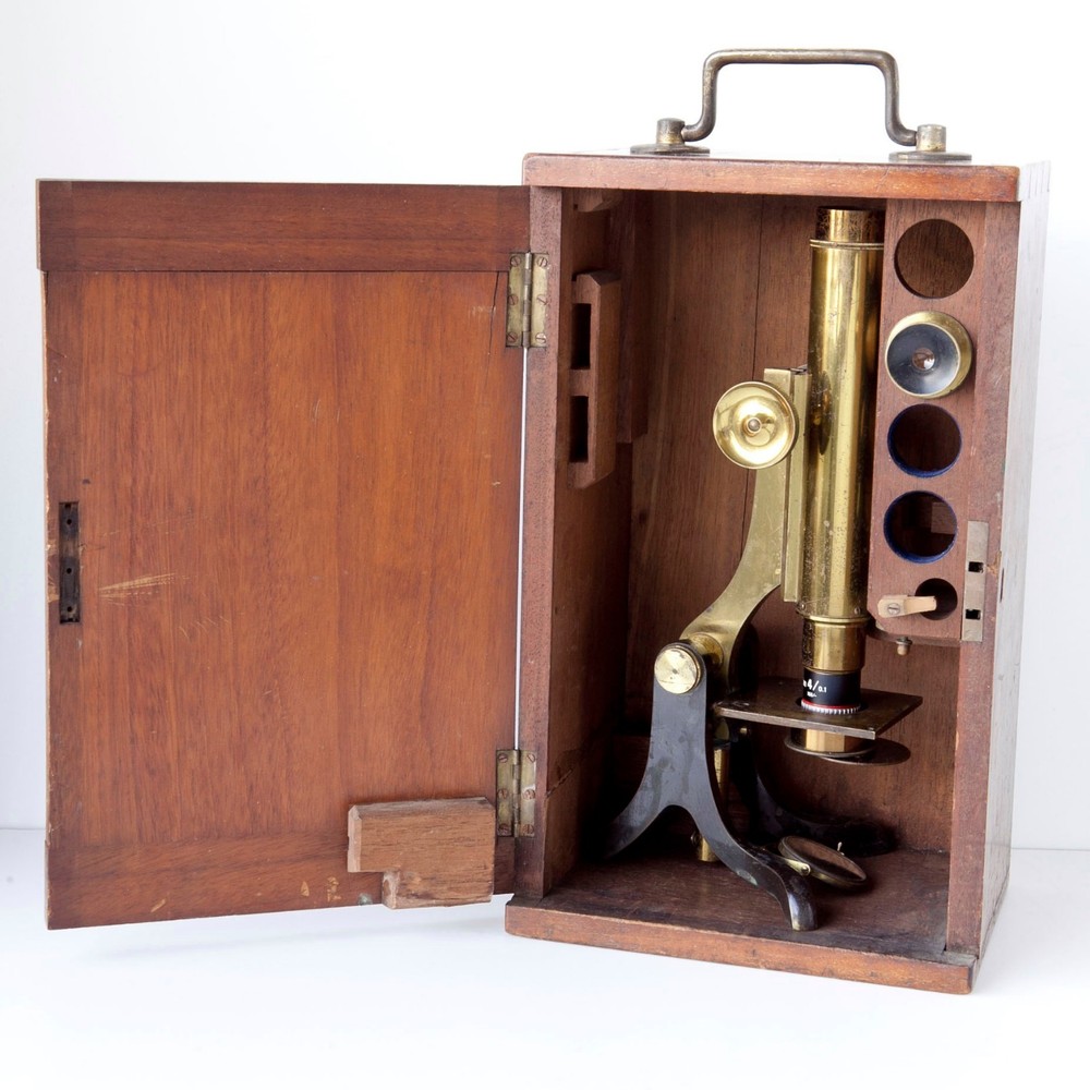 ANTIQUE BRASS HENRY CROUCH LONDON 1242 w/Nikon E Plan 4/0.1 Microscope Objective