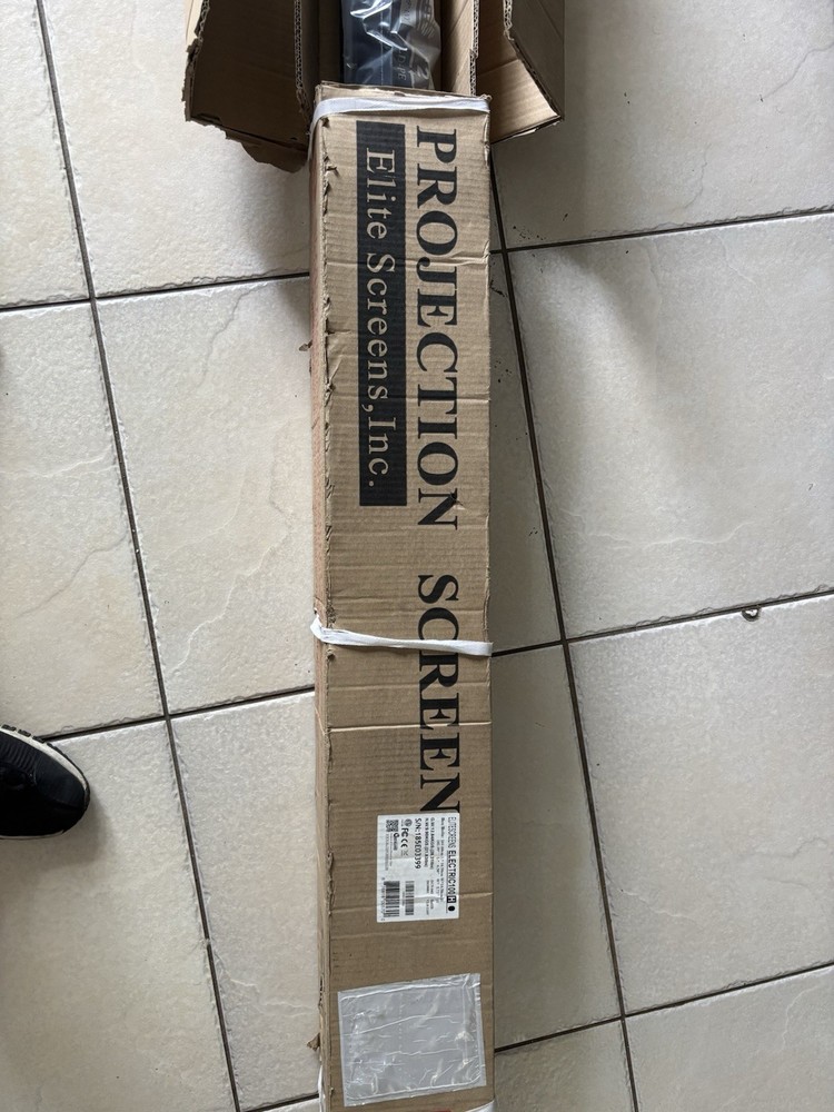 Elite Screen Projector