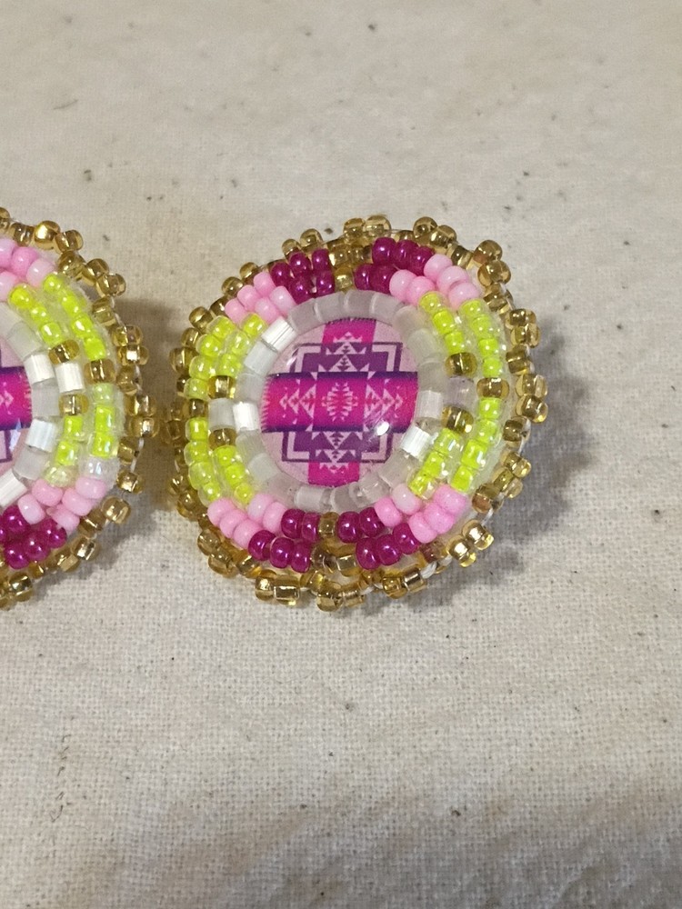 Native American Hand Beaded Seed Bead Earrings 0076 A4