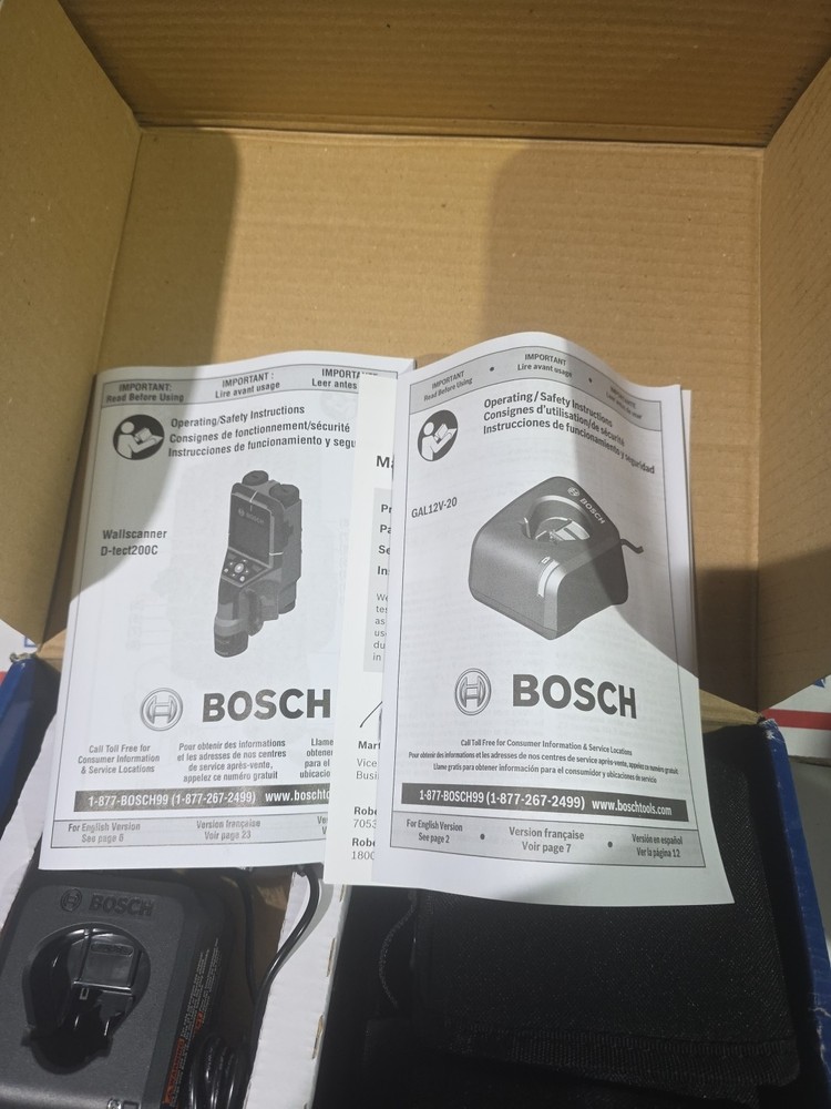 Bosch D-TECT200C Wall Scanner - Blue