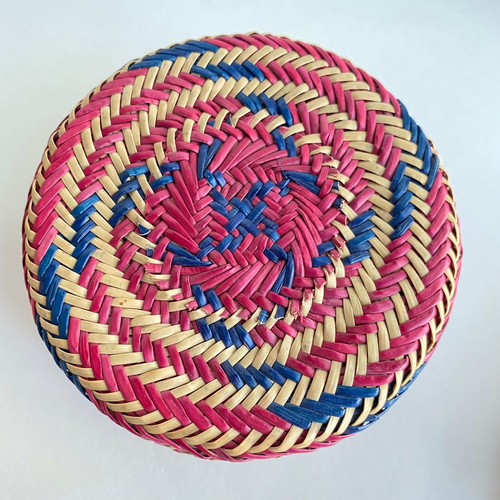 Small hand woven basket with Lid