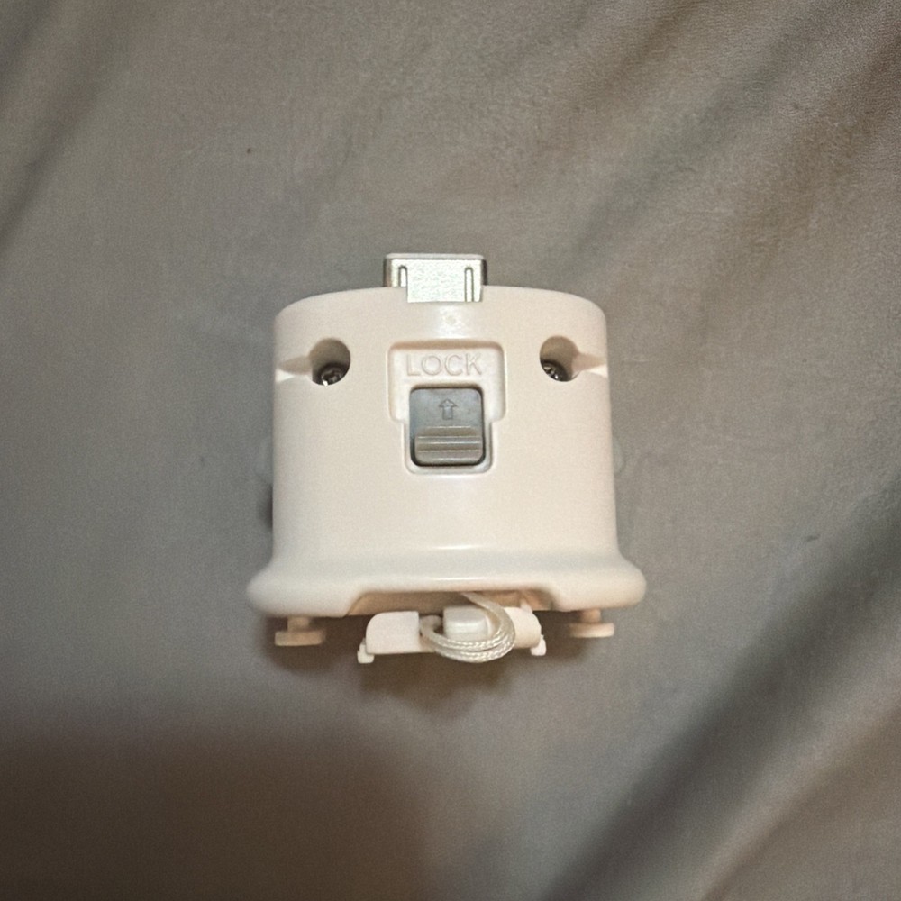 Wii Motion Plus Sensor Adaptor Attachment - White