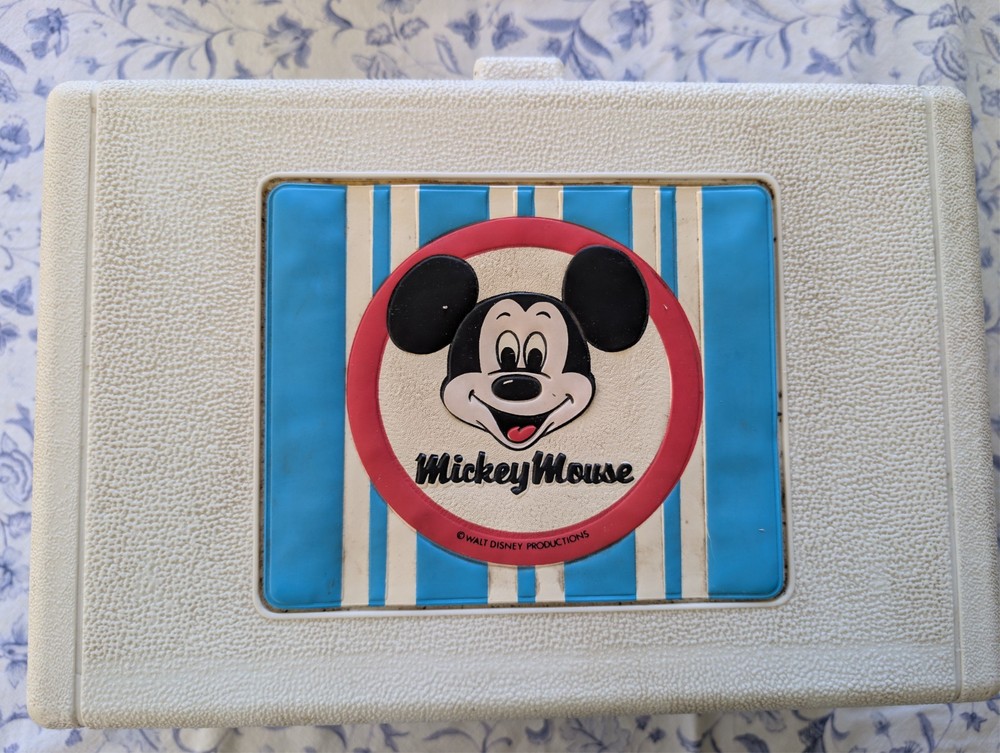 Vintage General Electric Mickey Mouse Record Player - Runs