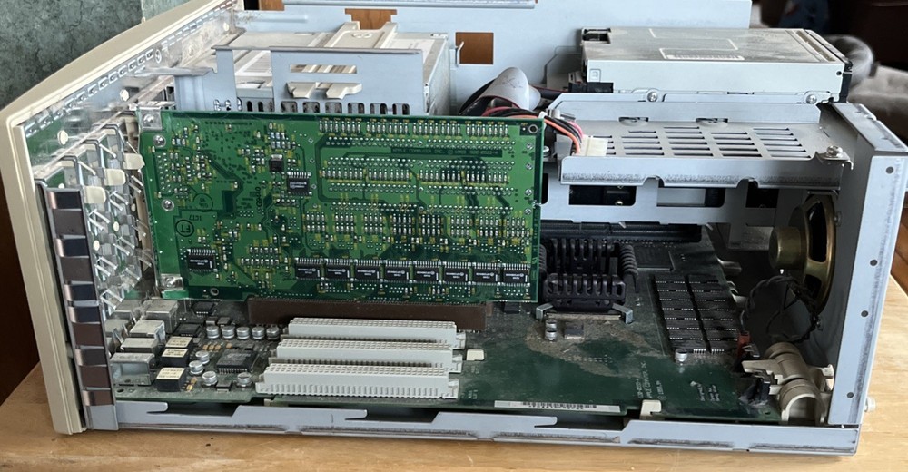 WORKING Apple Macintosh 7100/66 PowerPC Vintage Computer M2391 See Description