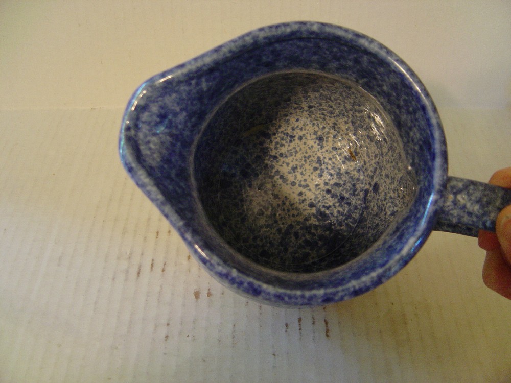 VINTAGE BLUE SPONGEWARE STONEWARE PITCHER 6" HIGH
