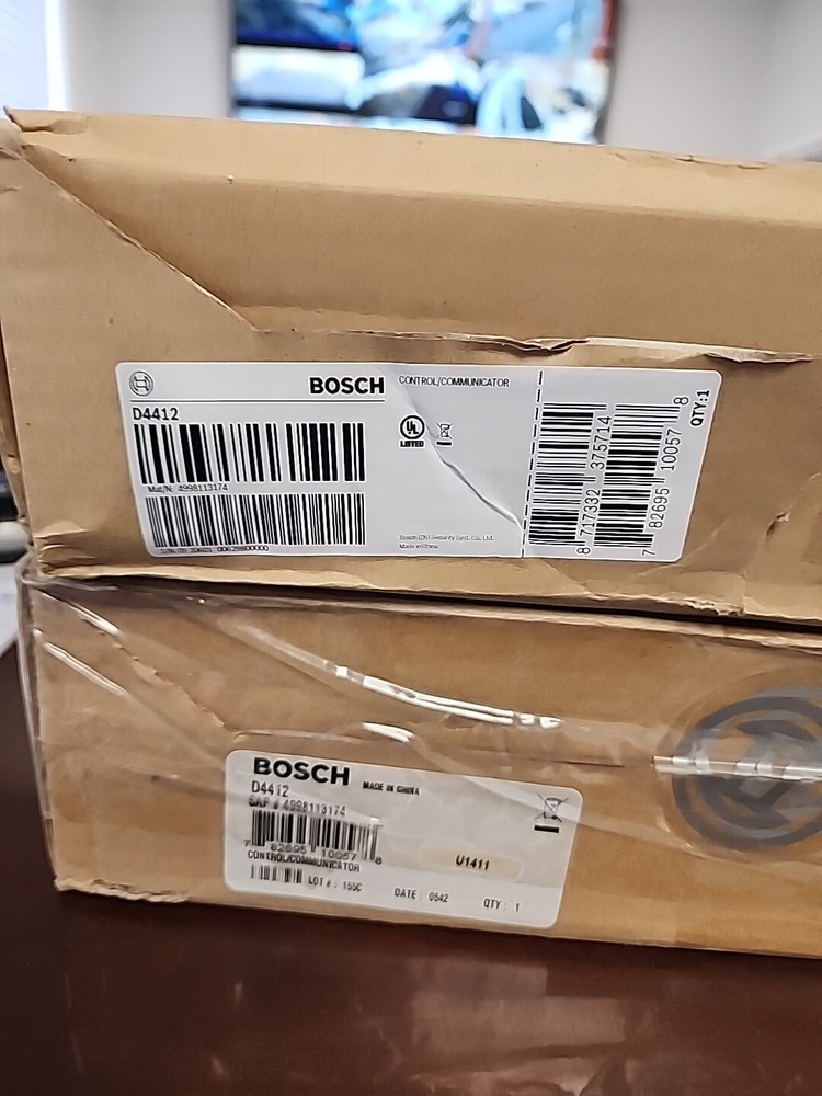 Bosch D4412 Fire Alarm Security Control Panel (NEW IN BOX)
