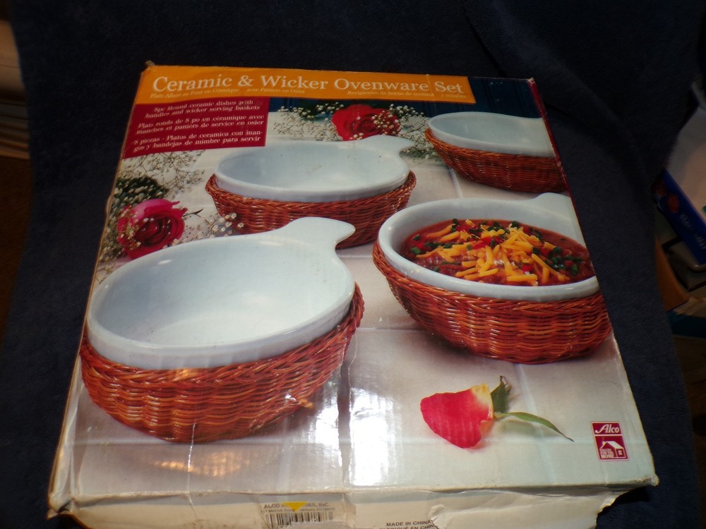 alco ceramic & wicker ovenware set