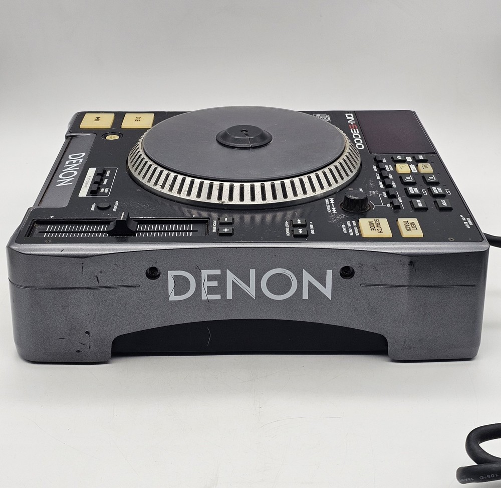 Denon DN-S3000 Professional CD player DJ portable
