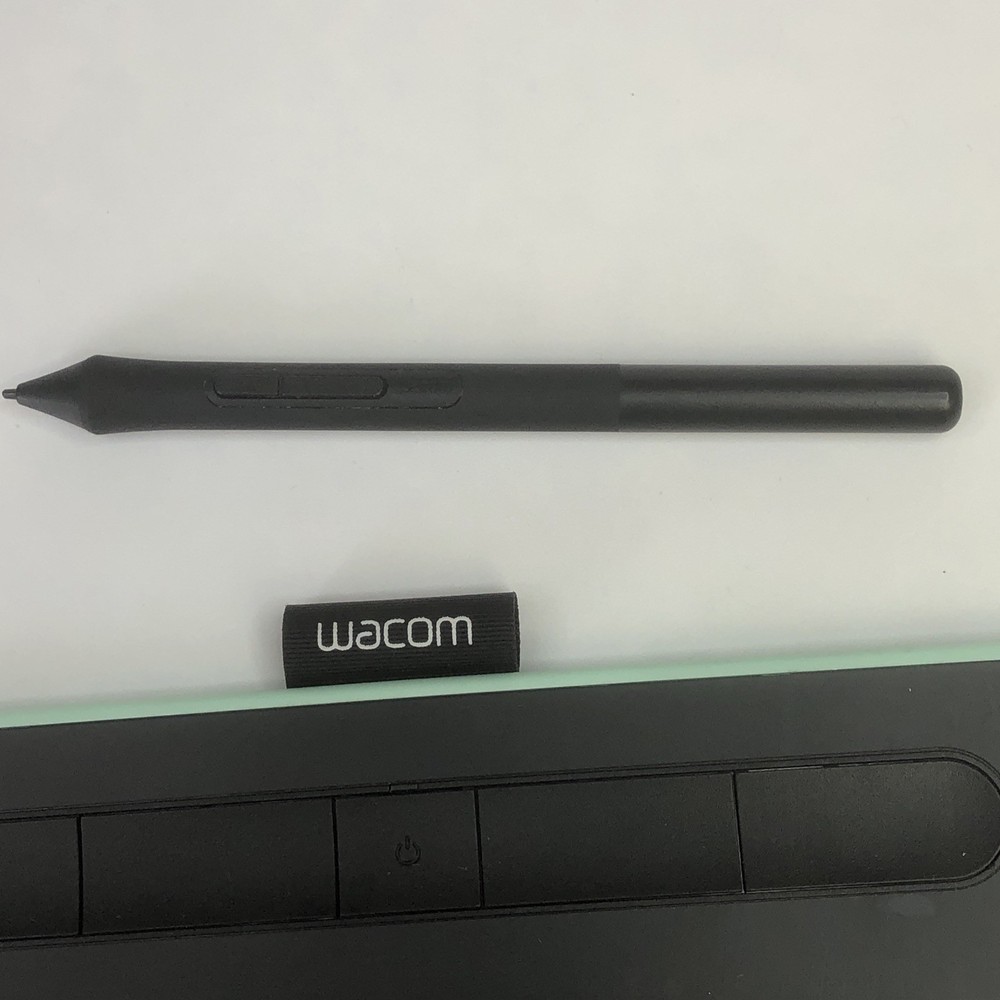 Wacom Intuos S CTL-4100WL Bluetooth Wireless Graphics Drawing Tablet Pen & Cord